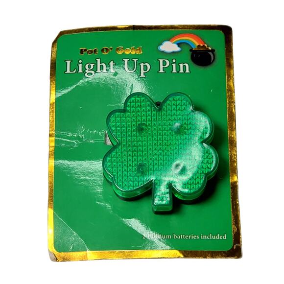 Saint Patrick’s Day Plastic Shamrock 2" Pin 4 Leaf Clover Not Working Decorative - Picture 1 of 3